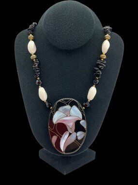 Vintage 70's Lee Sands Artisan Calla Lily Flower Mother Of Pearl Inlay Necklace